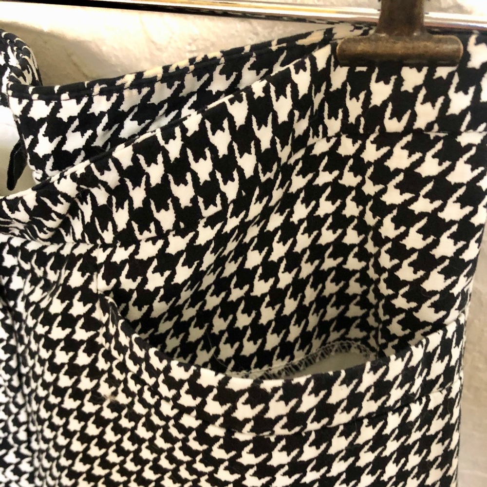 Houndstooth printed crop pants 🎱 - Picture 5 of 10